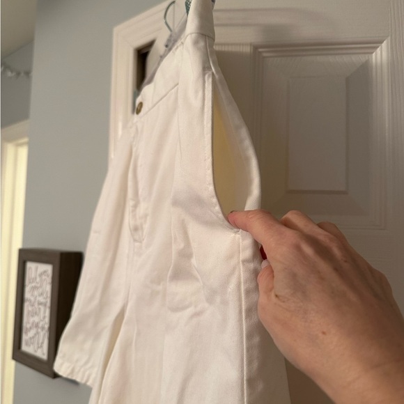 White Cherokee Shorts - Picture 2 of 14